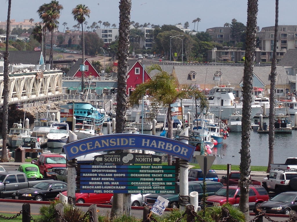 Harbor Inn & Suites Oceanside Exterior photo